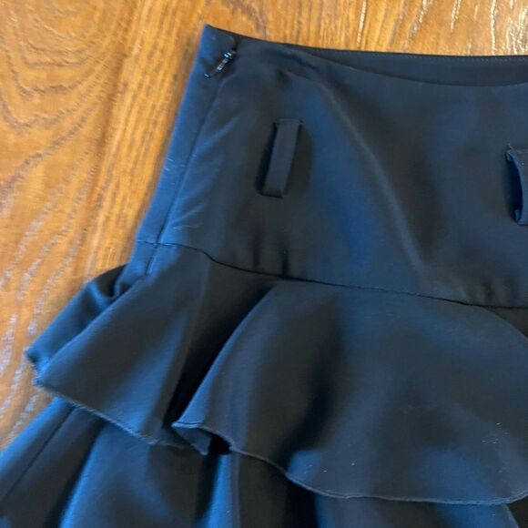 Express Design Studio black tiered mini skirt size 00 - Picture 8 of 8